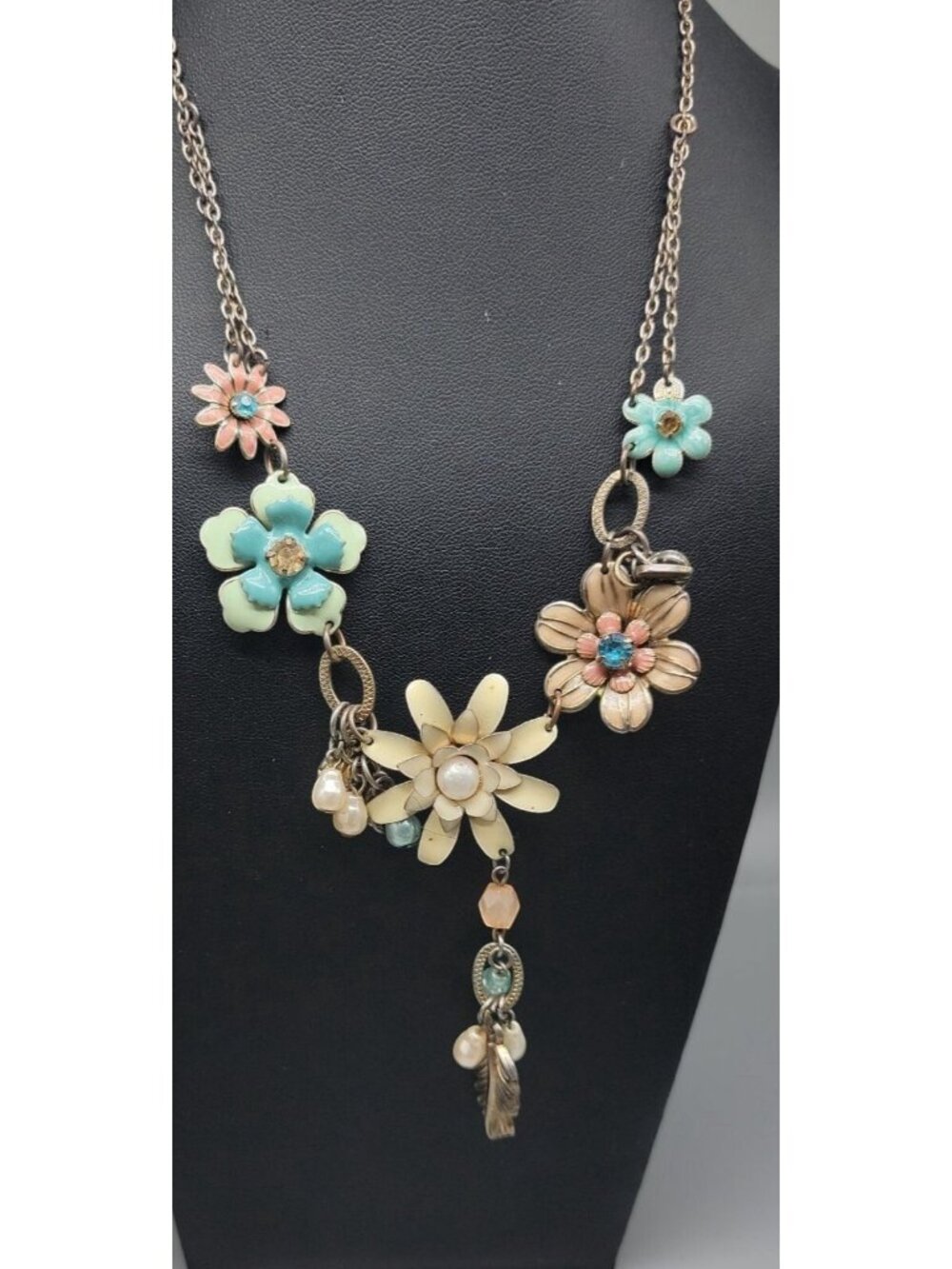 Vintage Plunder Dangling Flower Necklace Multicolor Rhinestones Silver Tone 20" - Picture 3 of 16